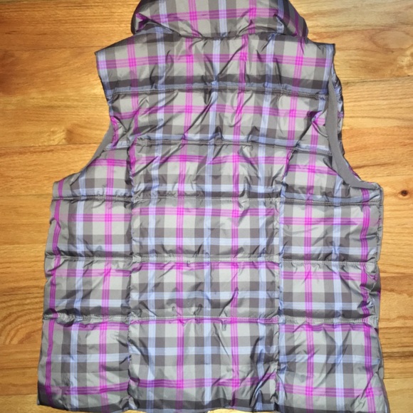 Old Navy Purple Plaid Puffer Vest-Large - Picture 3 of 3